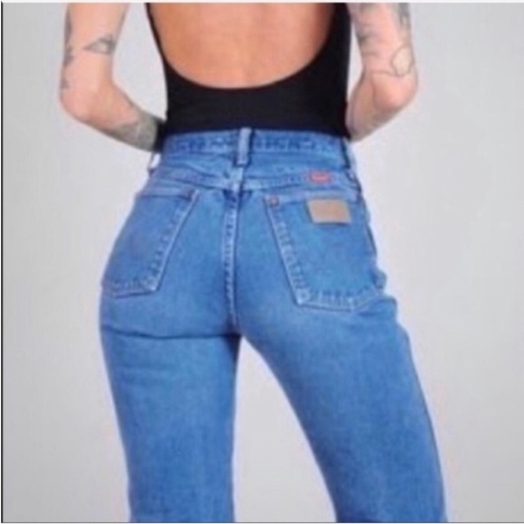 Wranglers Blue High-Waisted Jeans - Picture 1 of 7